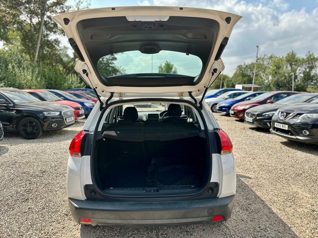 Peugeot 2008 1.2 Vti Active White #10