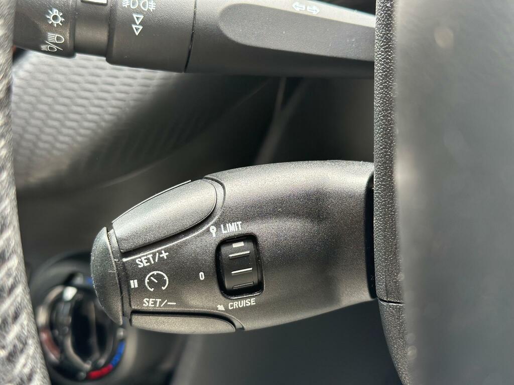 Peugeot 2008 1.2 Vti Active White #19