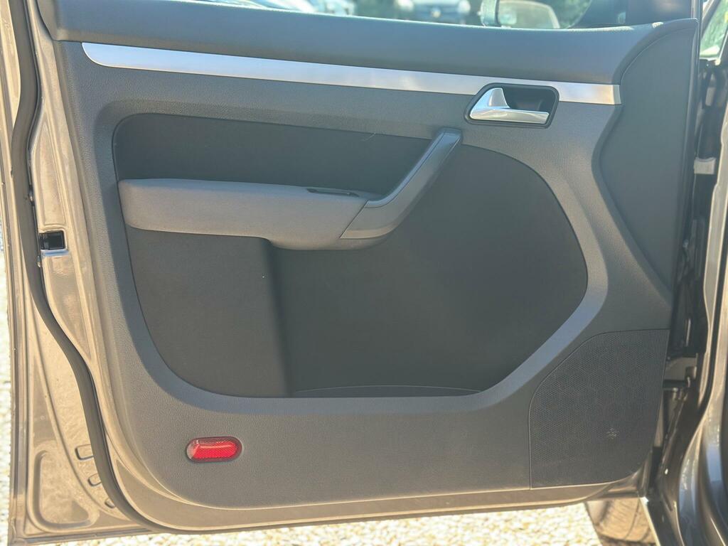 Volkswagen Touran Se Grey #32