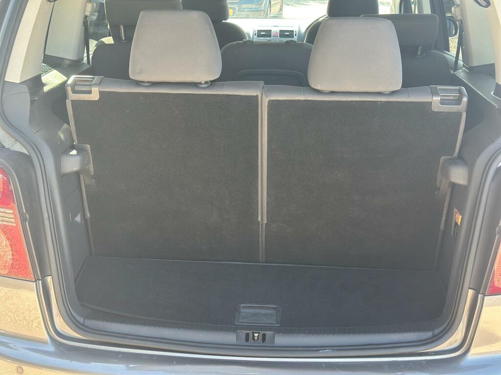 Volkswagen Touran Se Grey #10
