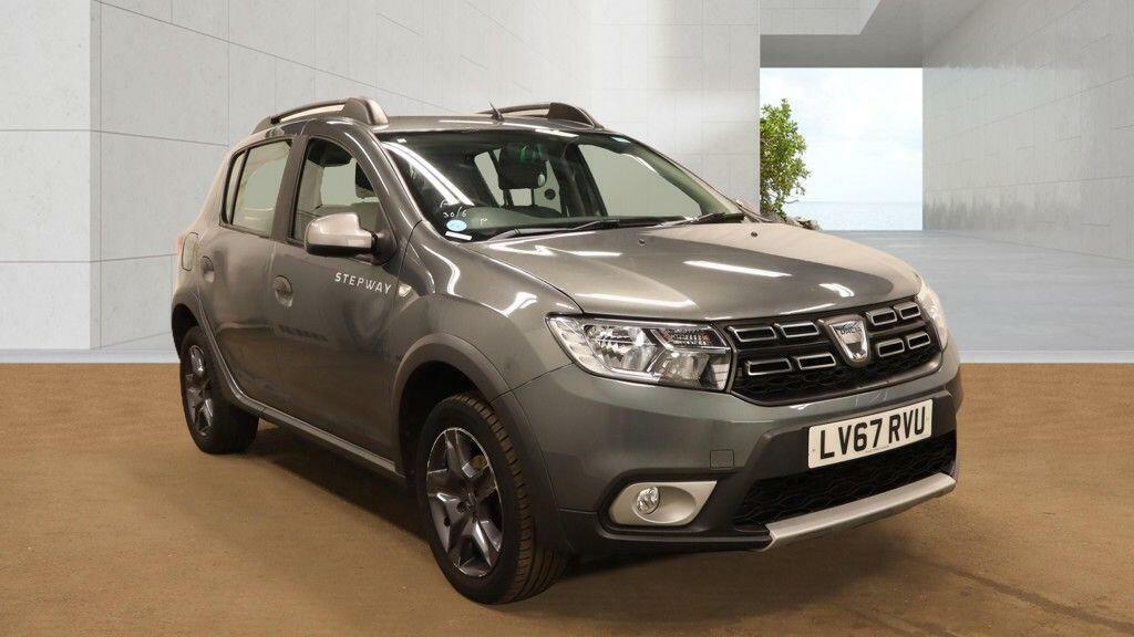 Dacia Sandero Stepway 0.9 Tce Se Summit Euro 6 Ss Grey