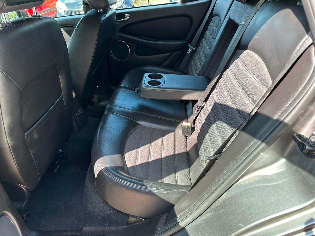 Jaguar X-Type 2.2D S Estate 164 Gkm, 152 Bhp Silver #21
