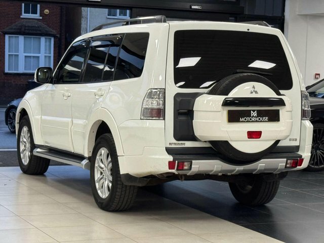 Mitsubishi Shogun 2013 3.2 Di-dc Sg2 Suv 4Wd Euro White #2