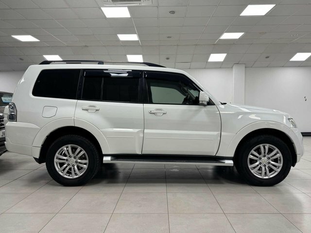 Mitsubishi Shogun 2013 3.2 Di-dc Sg2 Suv 4Wd Euro White #4