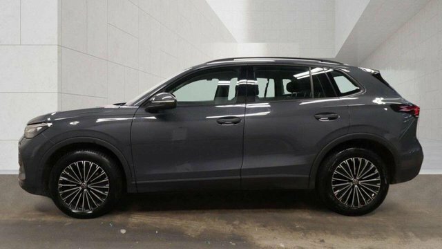 Volkswagen Tiguan 2024 1.5 Etsi Mhev Life Suv Hybrid Dsg OE24UCG Grey #5