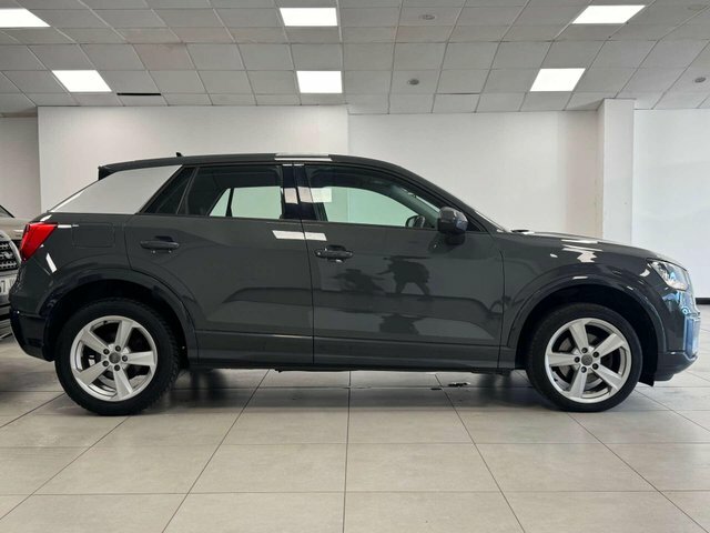 Audi Q2 2020 1.6 Tdi 30 Sport Suv S Tronic Euro FL20UFB Grey #3