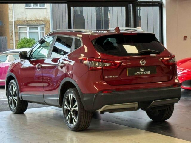 Nissan Qashqai 2019 1.5 Dci N-connecta Suv Euro MT69GMO Red #2