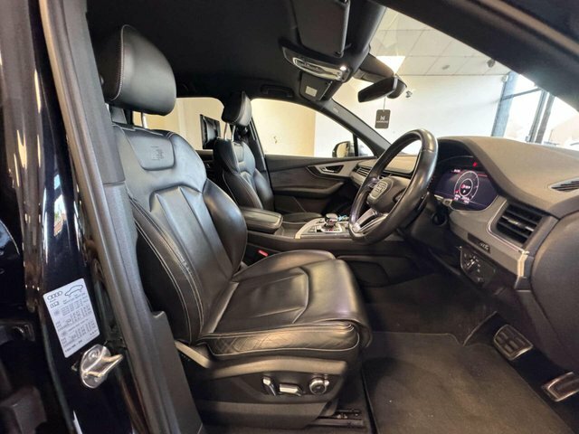 Audi SQ7 2018 4.0 Tdi V8 Suv Tiptronic Quattro E HF18FJY Black #3
