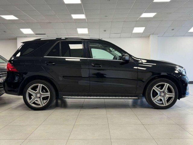 Mercedes-Benz GLE Class 2016 2.1 Gle250d Amg Line Premium Suv KU66EOF Black #4