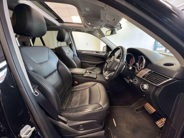 Mercedes-Benz GLE Class 2016 2.1 Gle250d Amg Line Premium Suv KU66EOF Black #3