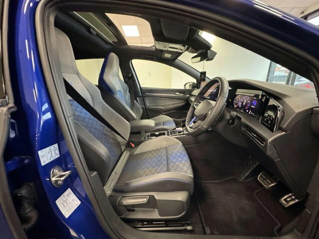 Volkswagen Golf 2025 2.0 Tsi R Black Edition Hatchback FN75JHH Blue #4