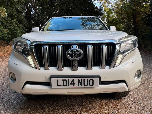 Toyota Land Cruiser 2014 3.0 D-4d Invincible Suv 4Wd E White #3