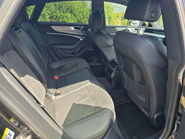 Audi A7 2020 2.0 Tdi 40 S Line Sportback S Tron Black #2