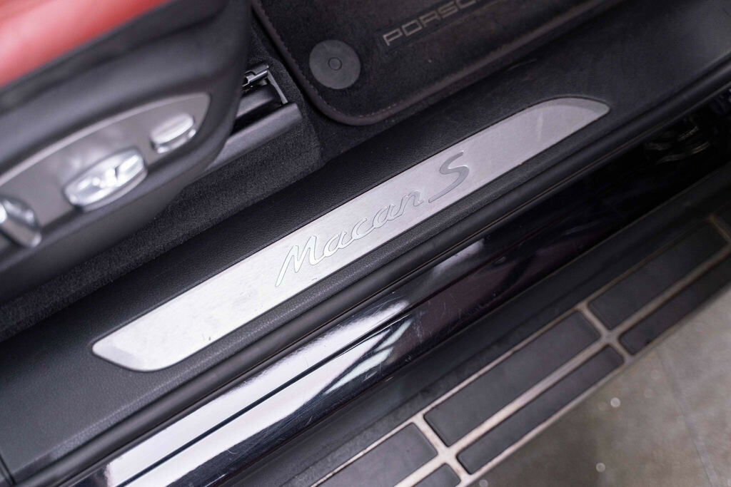 Porsche Macan S Pdk Black #21