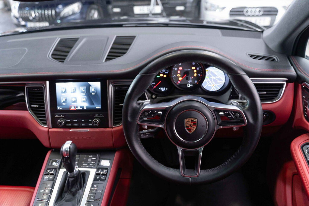 Porsche Macan S Pdk Black #11