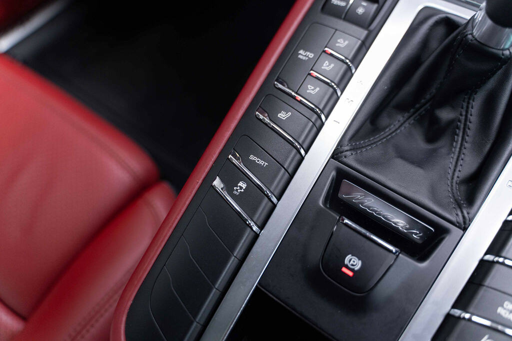 Porsche Macan S Pdk Black #27