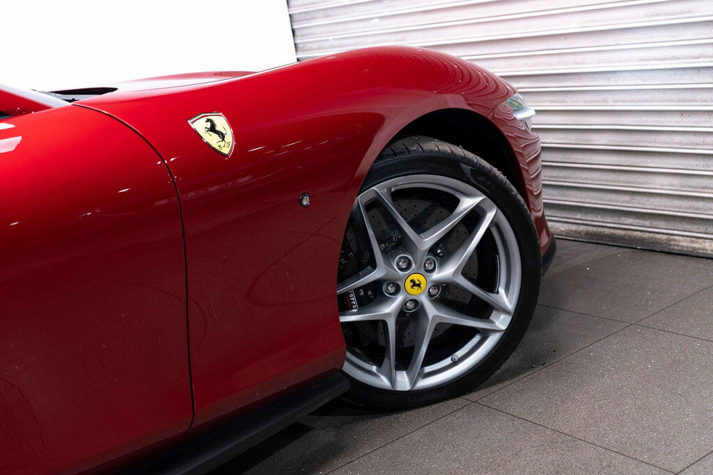 Ferrari Roma V8 Roma Spider Red #28