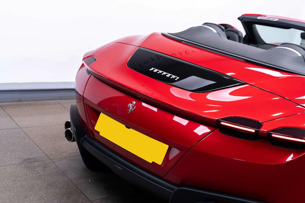 Ferrari Roma V8 Roma Spider Red #46