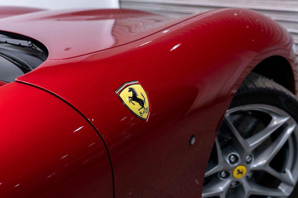 Ferrari Roma V8 Roma Spider Red #44
