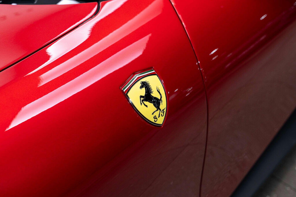 Ferrari Roma V8 Roma Spider Red #45