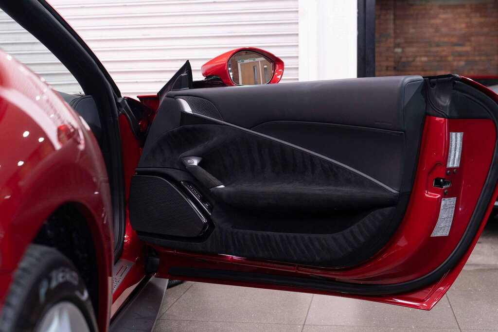 Ferrari Roma V8 Roma Spider Red #24