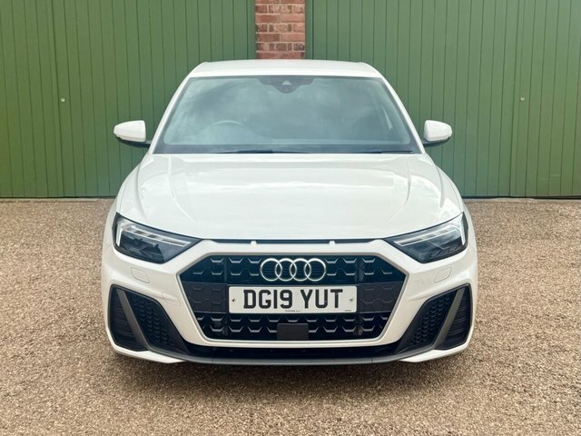 Audi A1 2019 1.0 Tfsi 30 S Line Sportback Manua DG19YUT White #2
