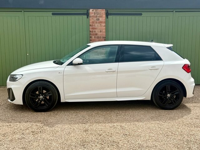 Audi A1 2019 1.0 Tfsi 30 S Line Sportback Manua DG19YUT White #5