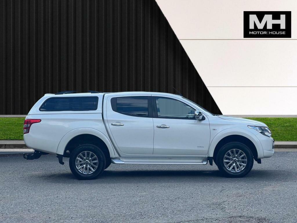 Mitsubishi L200 2.4 Di-d Dc Warrior 4Wd Euro 6 Grey #31