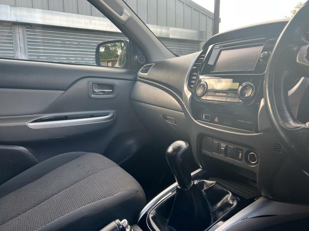 Mitsubishi L200 2.4 Di-d Dc Warrior 4Wd Euro 6 Grey #17