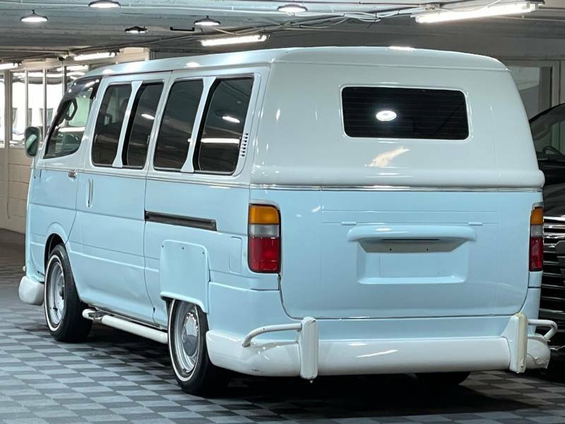 Toyota HiAce Deluxe 3.0 Turbo Long Retro  #3