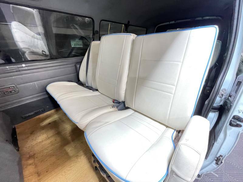 Toyota HiAce 2.5 280 D-4d 2008 Red #11