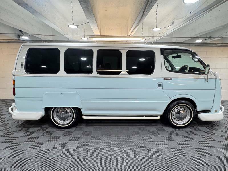 Toyota HiAce Deluxe 3.0 Turbo Long Retro - 2008 58  #5