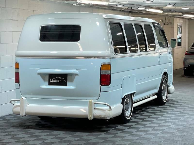 Toyota HiAce Deluxe 3.0 Turbo Long Retro  #4