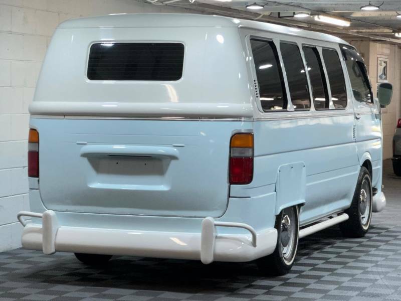 Toyota HiAce Deluxe 3.0 Turbo Long Retro - 2008 58  #4