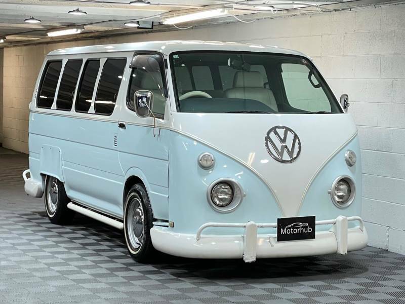 Toyota HiAce Deluxe 3.0 Turbo Long Retro 