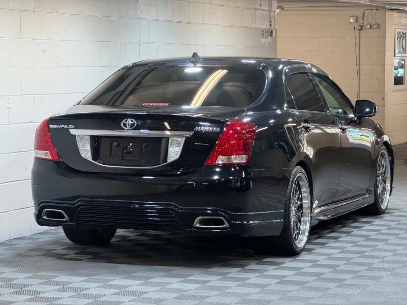 Toyota Crown Majesta 4.6 V8 G Type F Package Wald Black #4