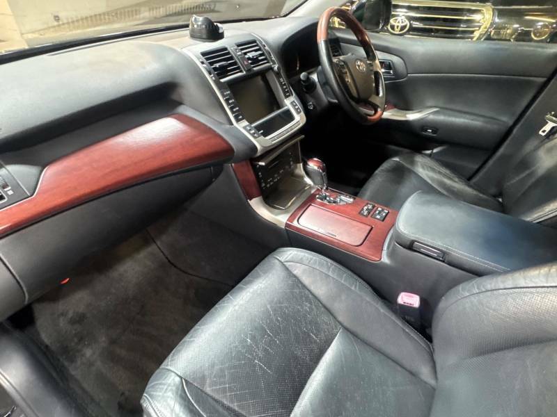 Toyota Crown 2.5 201010 5 Seats Saloon Silver #11