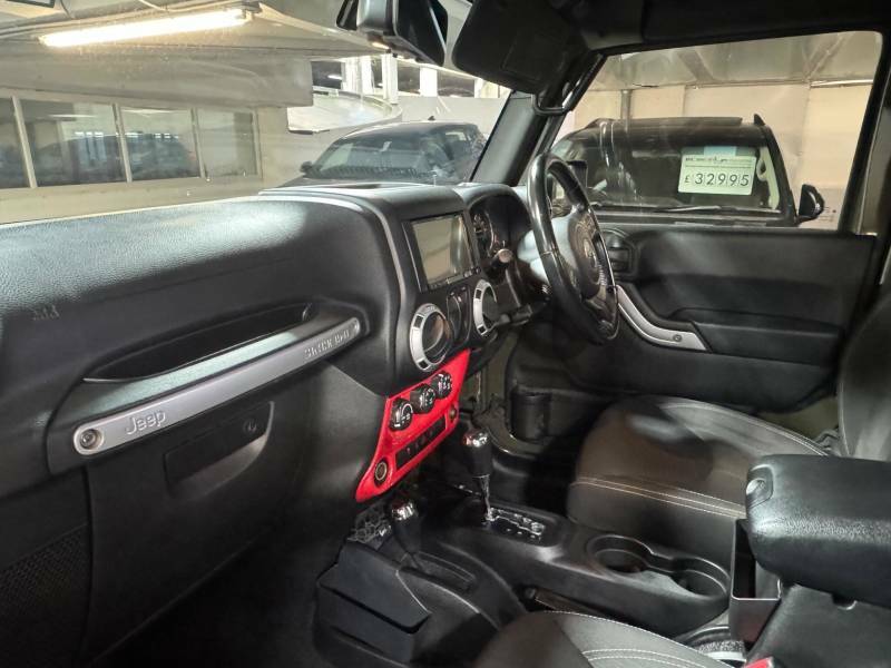 Jeep Wrangler 2.8 Crd Sahara Suv 4Wd Euro 5 197 Black #10
