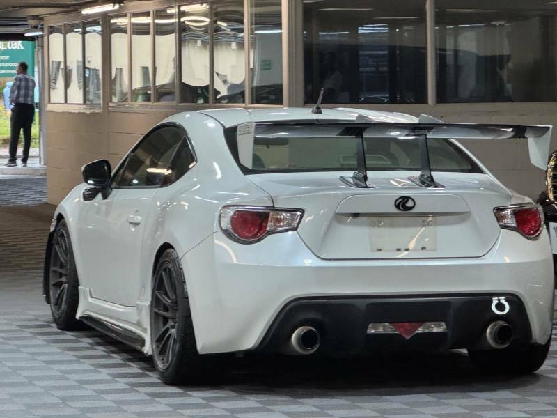 Toyota GT86 2.0 Jdm Hks Supercharged Varis Kit 6 Spd White #3