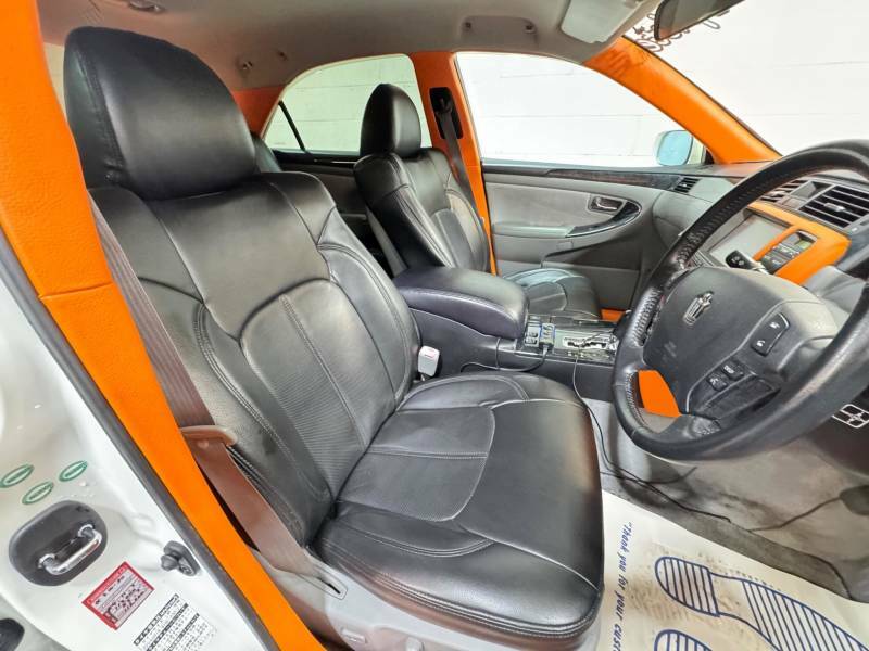 Toyota Crown 2.5 V6 Athlete Jdm Garage T-brand Car - 2004 54 White #6