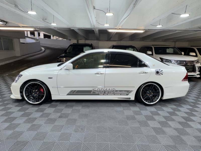Toyota Crown 2.5 V6 Athlete Jdm Garage T-brand Car - 2004 54 White #2
