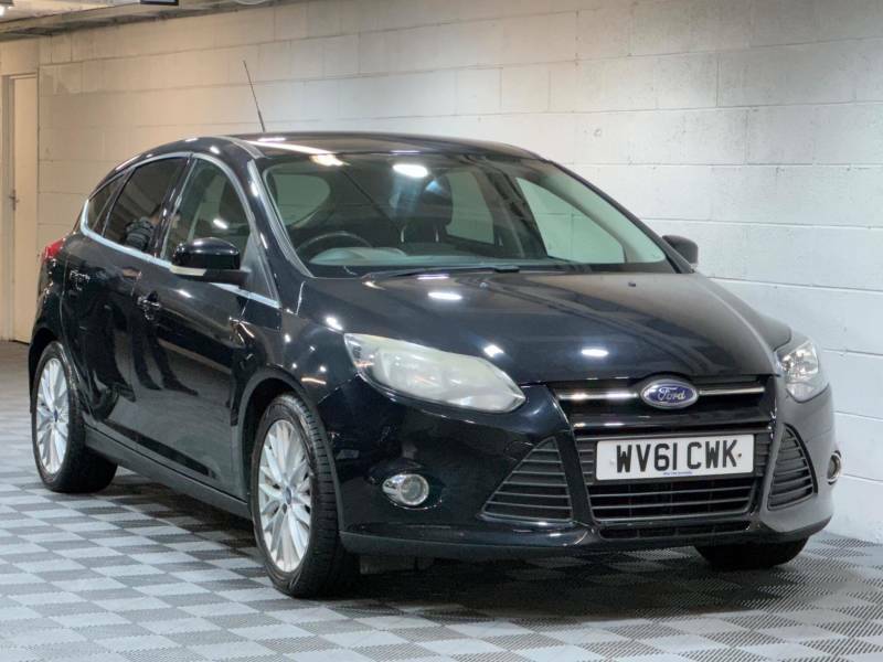 Ford Focus 1.6 Zetec Hatchback Euro 5 125 Grey #1