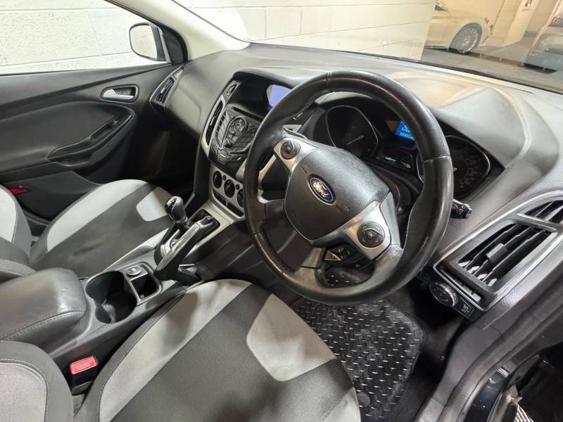 Ford Focus 1.6 Zetec Hatchback Euro 5 125 Grey #7