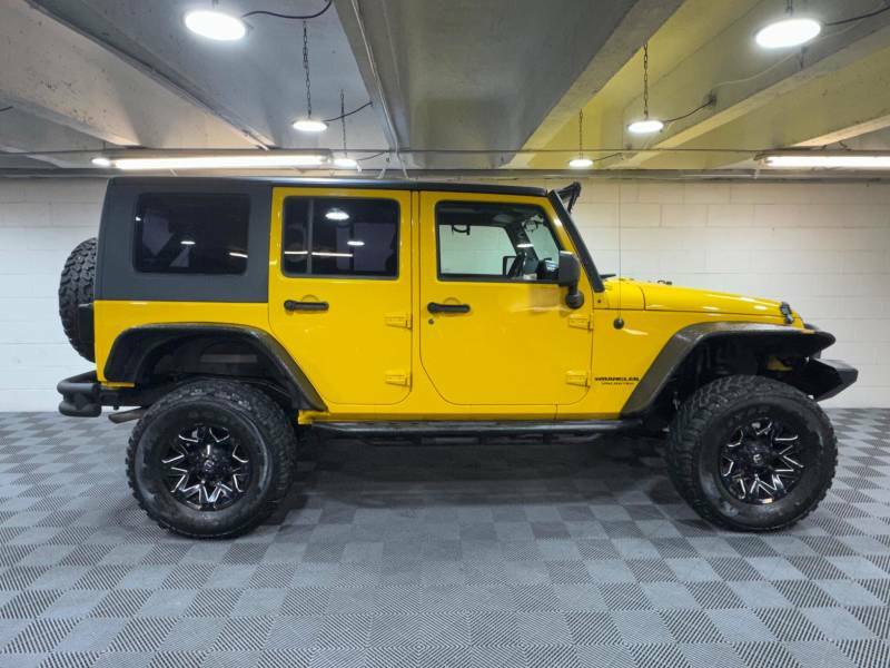 Jeep Wrangler 3.8 V6 Rubicon Unlimited Suv 4Wd E Yellow #4
