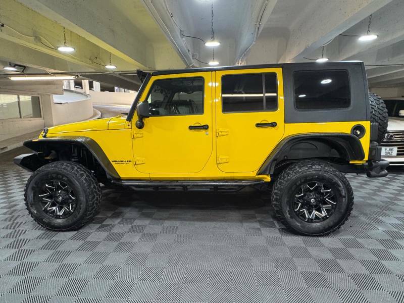 Jeep Wrangler Crd Sahara Unlimited Suv Silver #2