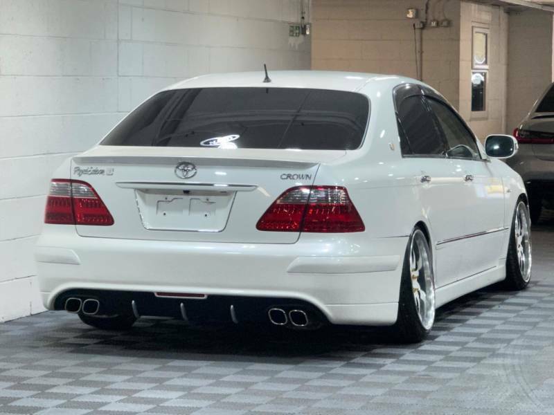 Toyota Crown 3.0 V6 Royal Saloon G Jdm Vip Stanced - 2005 55 White #4