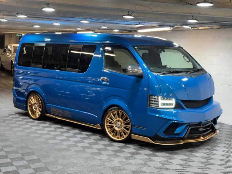 Toyota HiAce Panel Van White #20