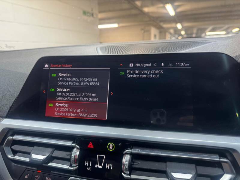 BMW 3 Series 320I Se Black #14