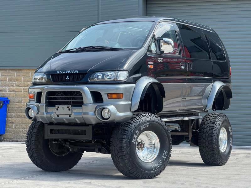 Mitsubishi Delica Spacegear 3.0 V6 Super Exceed 4Wd Lifted - 2003 0 Black #6