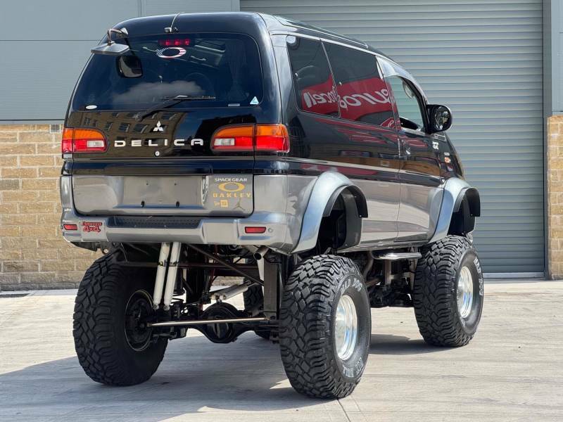 Mitsubishi Delica Spacegear 3.0 V6 Super Exceed 4Wd Lifted - 2003 0 Black #4